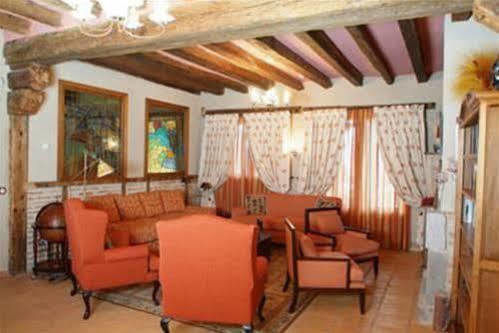 Posada Fuenteplateada Collado Hermoso Exteriör bild